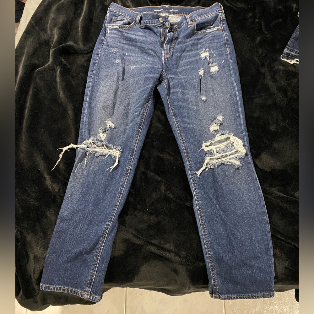 OLD NAVY MID RISE BOYFRIEND FIT RIPPED JEANS SIZE 6